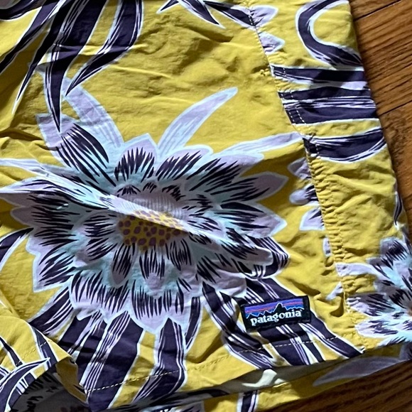 Patagonia Baggies XL - Picture 3 of 10